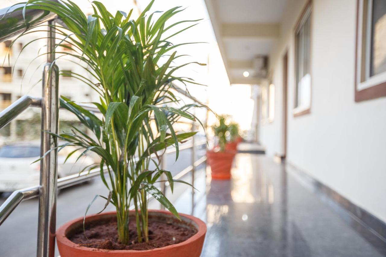Misty Meridian Serviced Apartments バンガロール エクステリア 写真